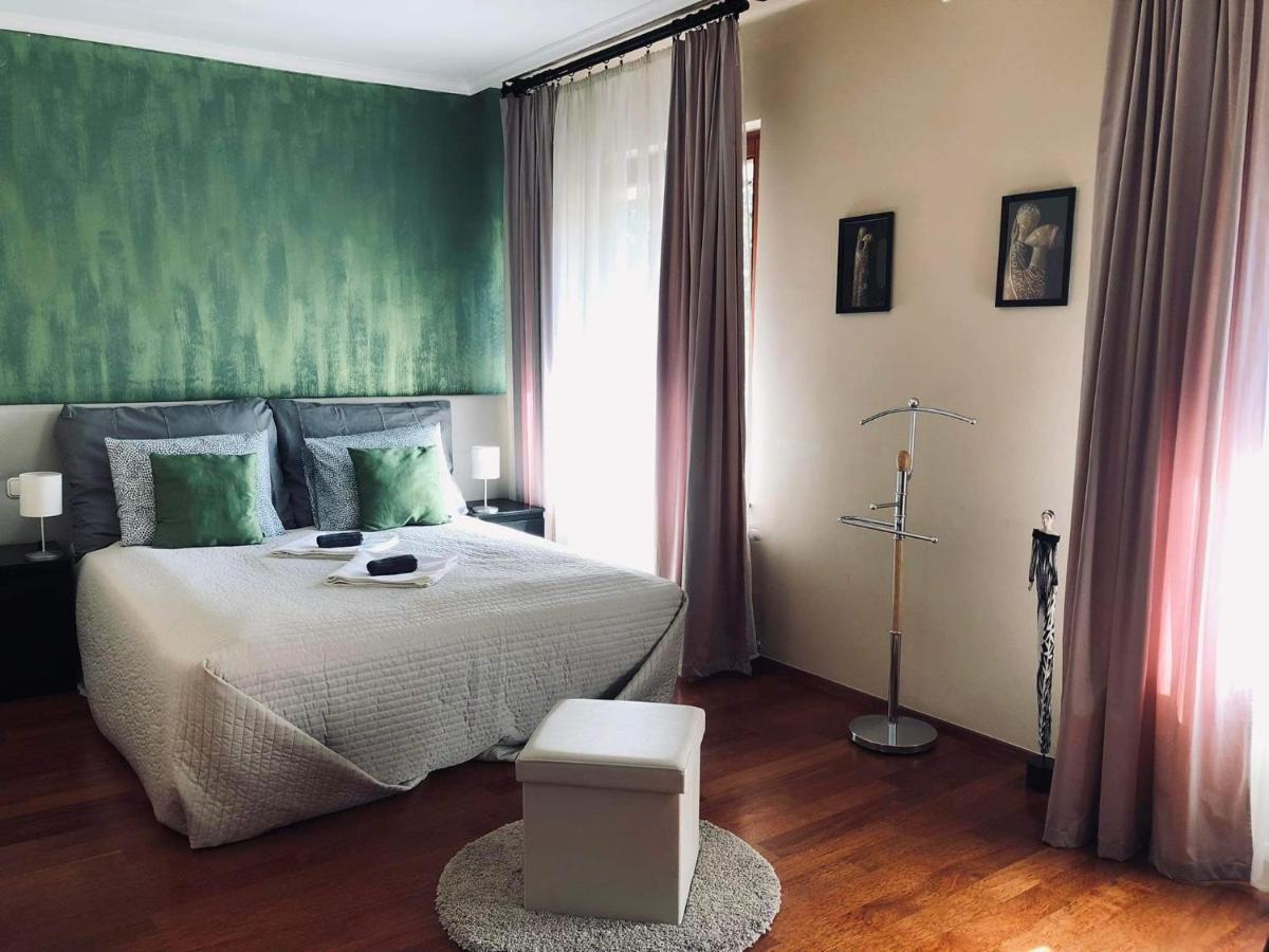 Atrium Panzio Ξενοδοχείο Έστεργκομ Εξωτερικό φωτογραφία